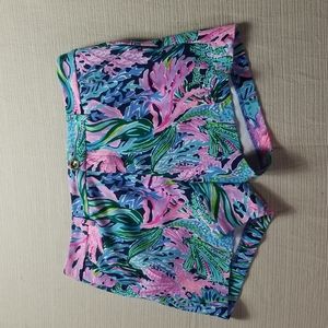 Lilly pulitzer size 8 shorts
